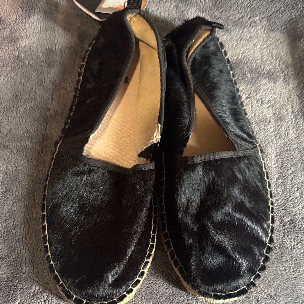 Zara Black Fur Kids Slippers